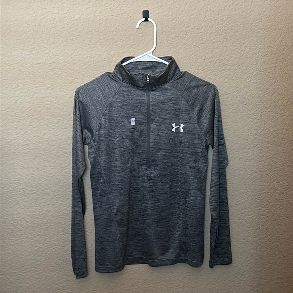 Women’s Under Armour Long Sleeve, 1/2 Zip Heatgear, XS